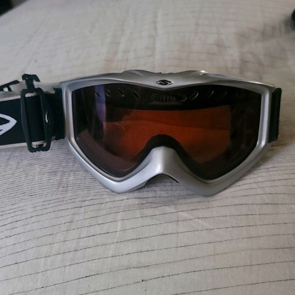 Smith snow goggles